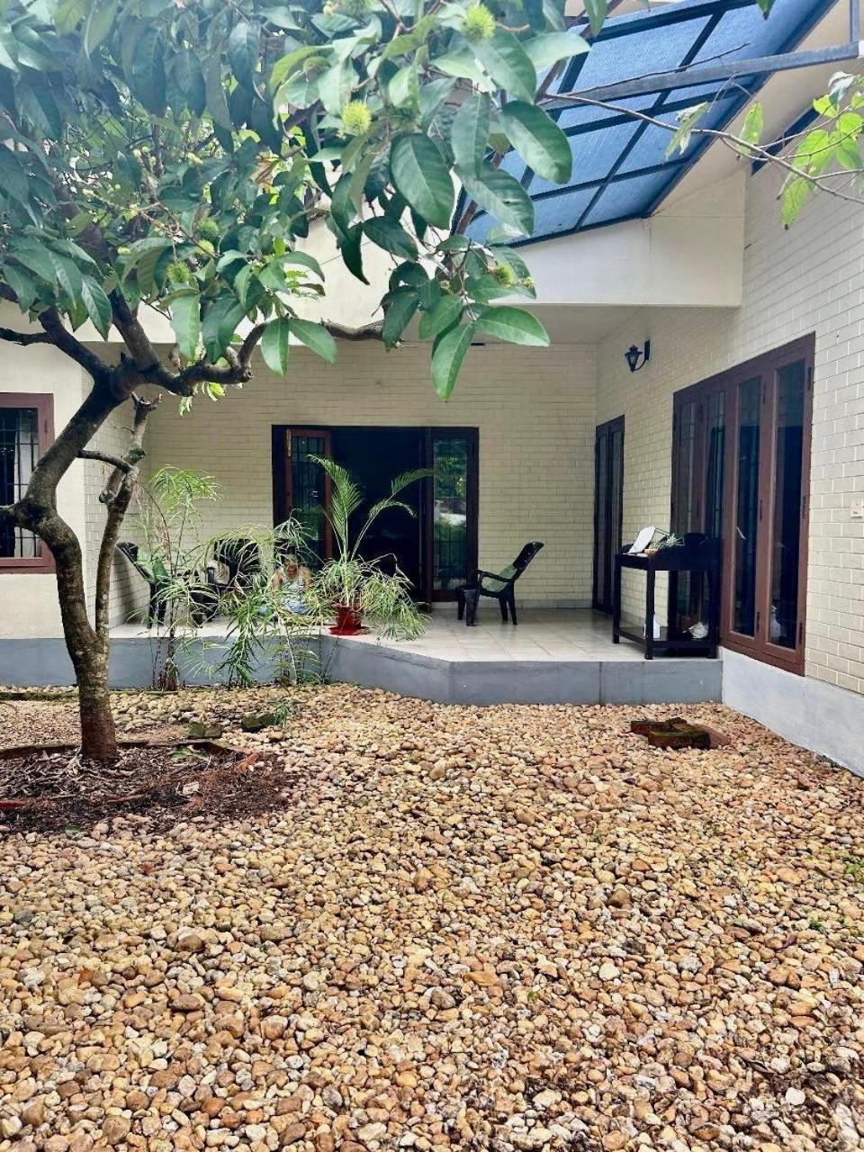 Mango Tree Villa Коччи Экстерьер фото