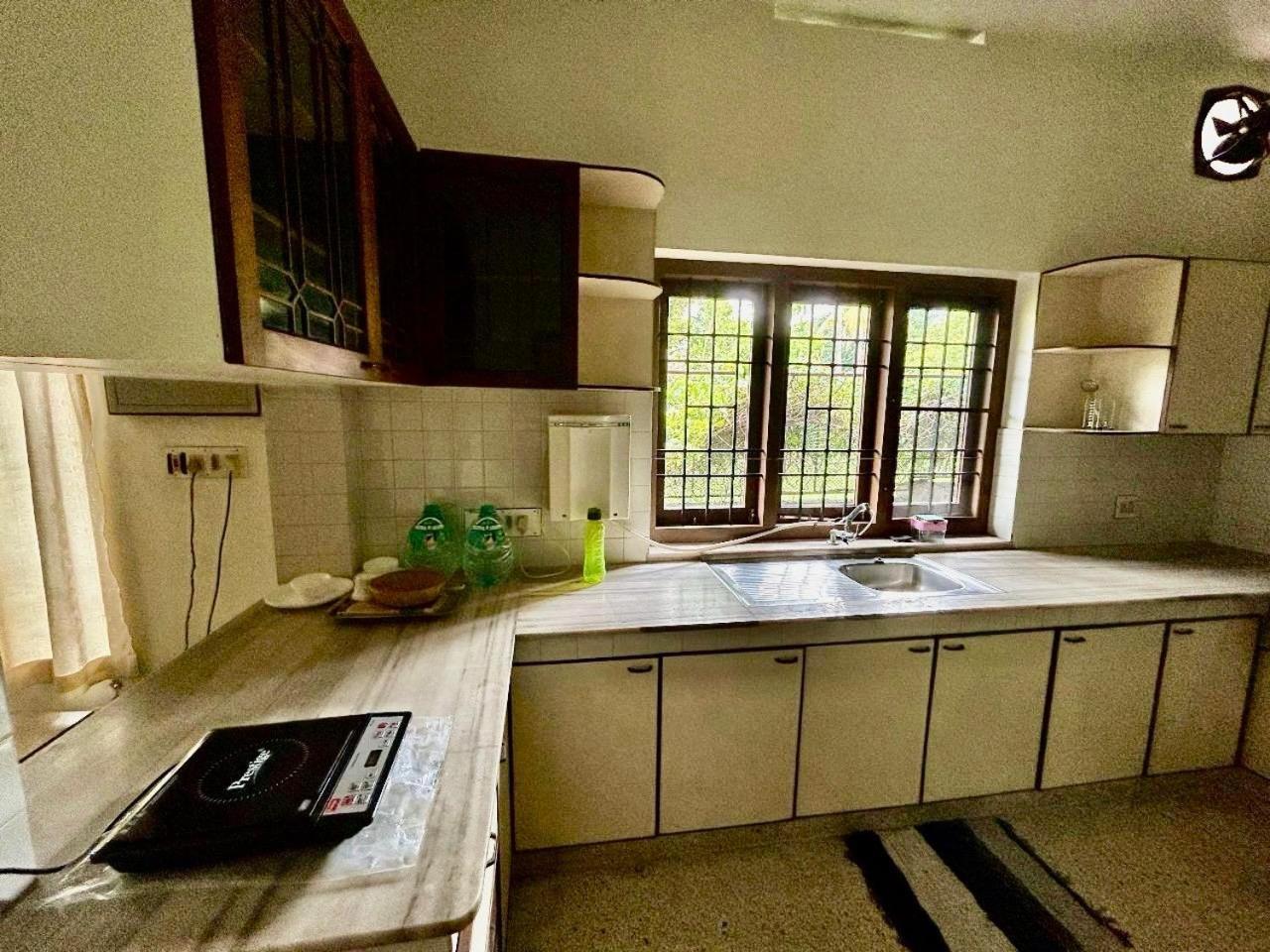 Mango Tree Villa Коччи Экстерьер фото